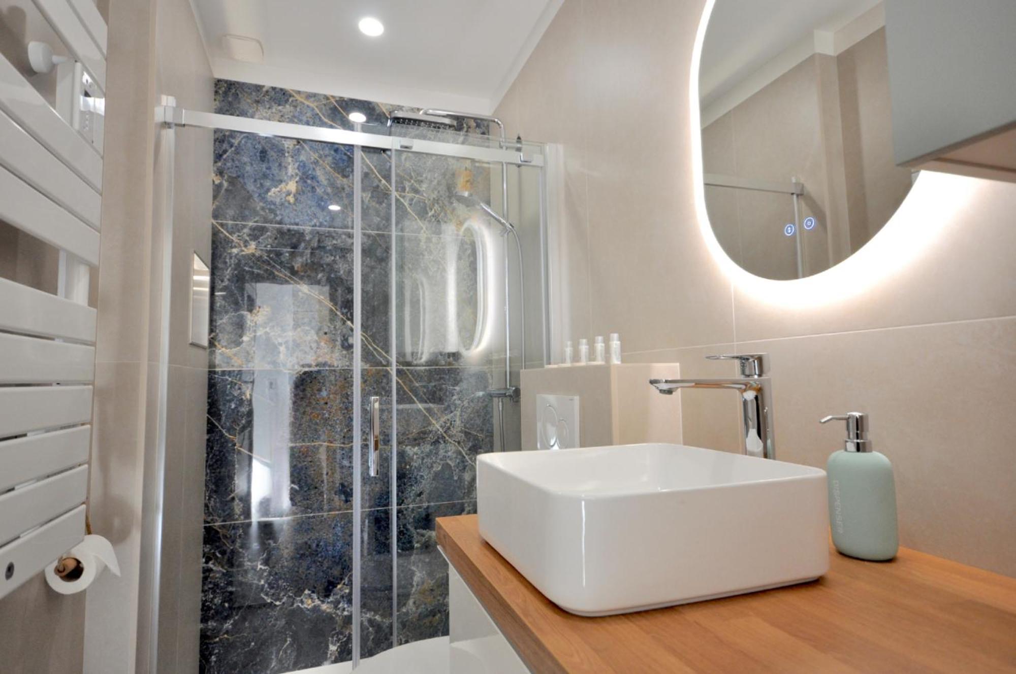 Menton # Monaco - F1 Gp - 4 Persons - Sea View - New - Parking - Clim - Premium - Beach And Sun Kültér fotó
